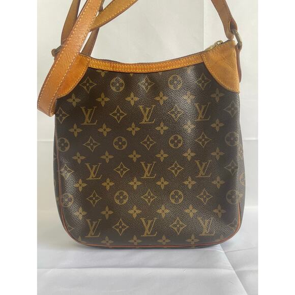 Louis Vuitton Odeon Monogram Leather Crossbody Bag Purse - Picture 2 of 7